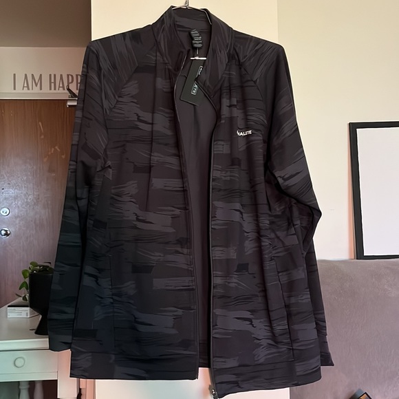 XL Alphalete Trace Jacket - Picture 4 of 6